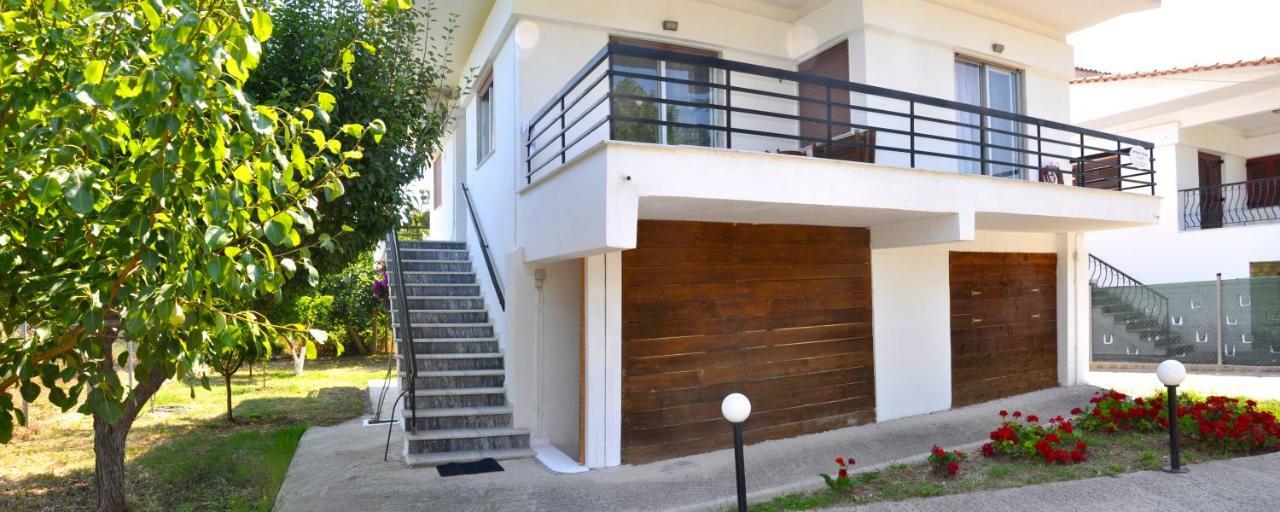 Antheia'S House Villa Nea Skioni Exterior photo